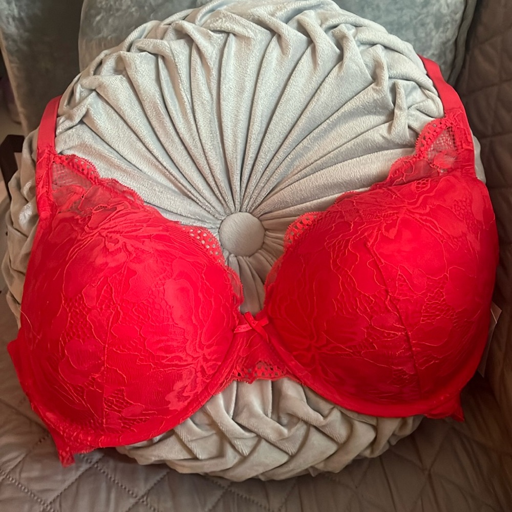 NWT Auden Red Push Up Bra 40DD